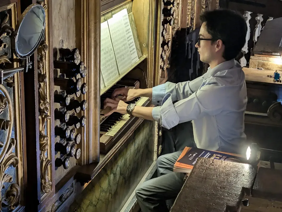 No passado Domingo, a grande música regressou aos órgãos da Sé de Braga pelas mãos do organista A…