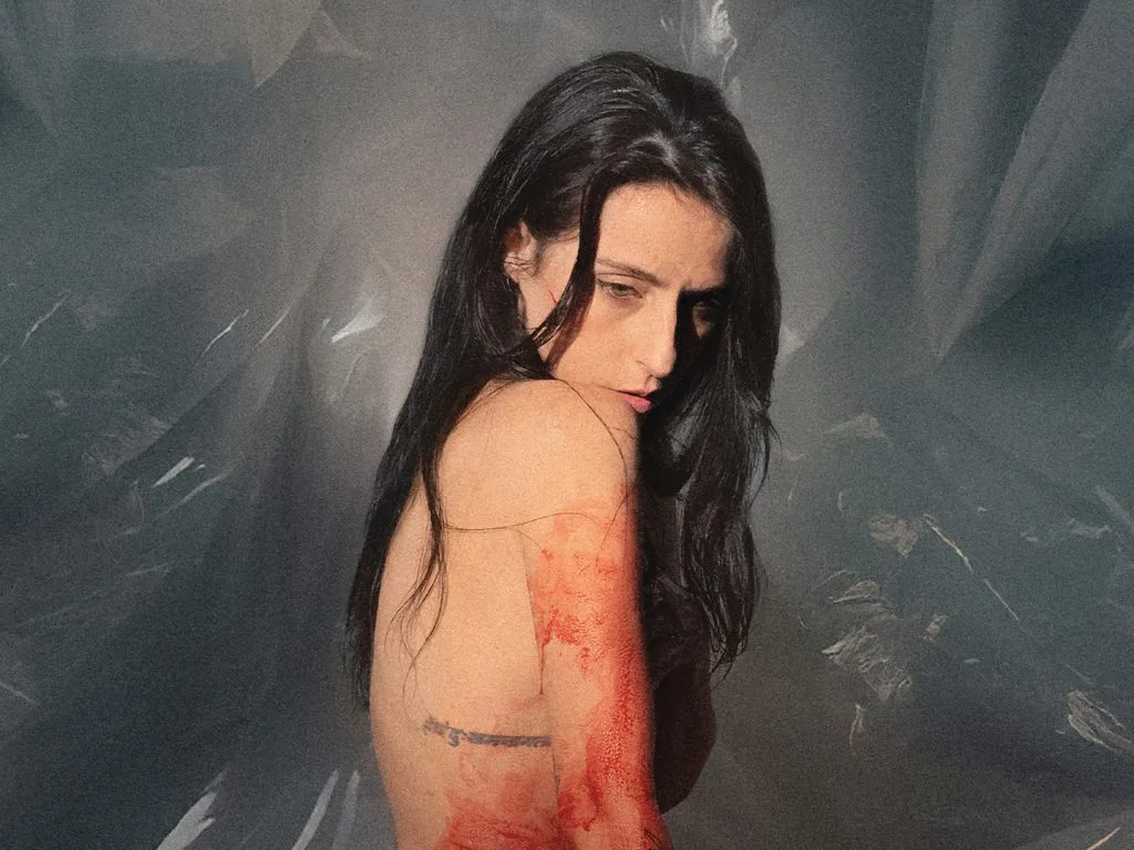 Noémi Büchi — Exuvie